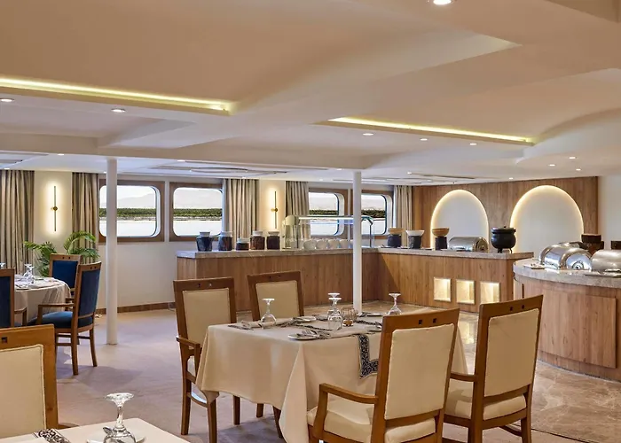 Moevenpick Royal Lotus Nile Cruise, Every Monday Four Nights From Luxor, Every Friday Three Nights From Aswan - Including Excursions & Sightseeing